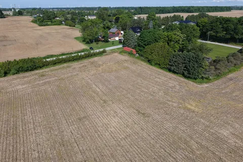 282 West Quarterline Road, ON N0E 1M0