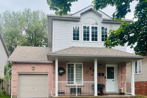 23 Tulip Drive, ON N4G 5S5