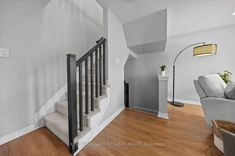 240 Cayman Road, ON K2S 0N8