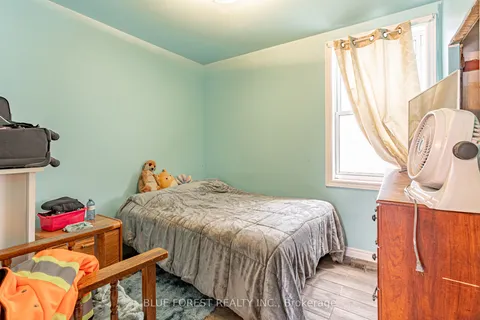 65 Hydro Street, ON N5Z 2H5