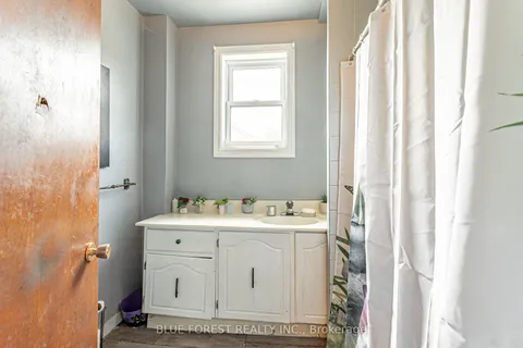 65 Hydro Street, ON N5Z 2H5