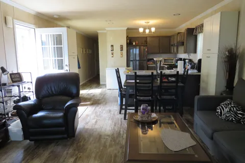 15895 Longwoods Road, ON N0P 1C0