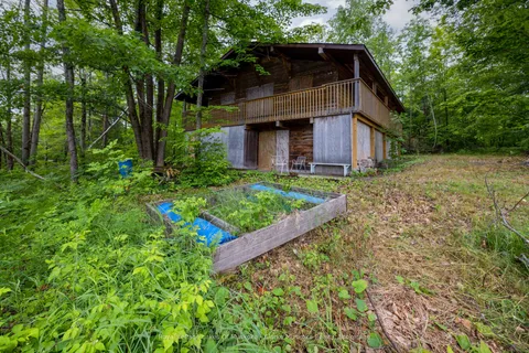 173 612 Highway, ON P0C 1H0