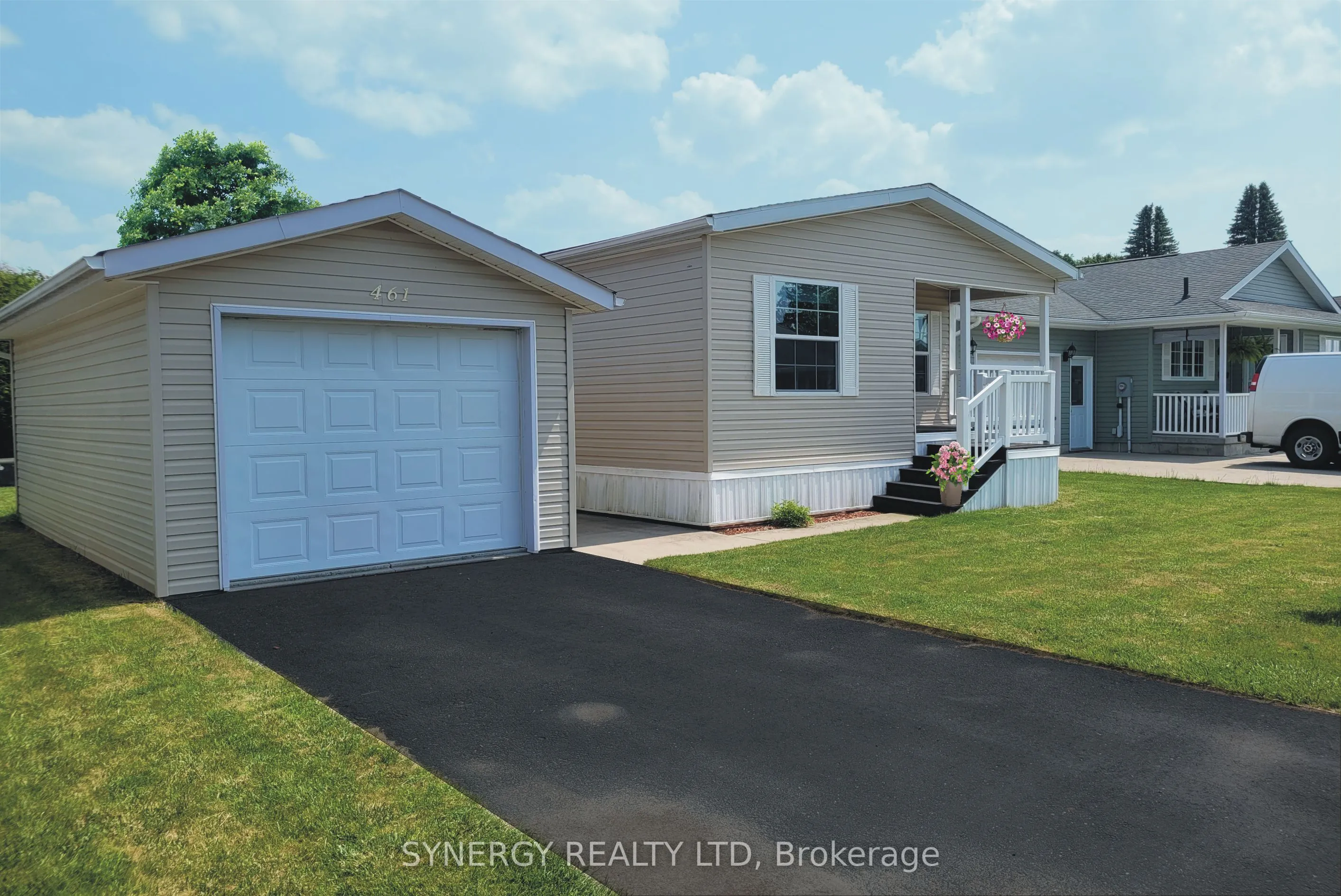 461 Richard Crescent, ON N7G 0C5