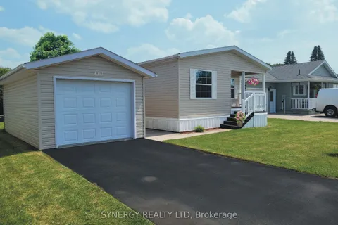 461 Richard Crescent, ON N7G 0C5