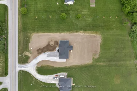 15603 County 2 Road, ON K0K 1H0