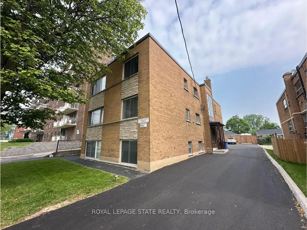 981 Mohawk Road, ON L8T 2R9