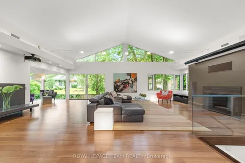 55 WILLINGDON Road, ON K1M 2J6