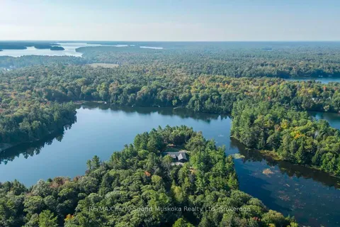 57 10th Concession Road, ON P2A 2W8