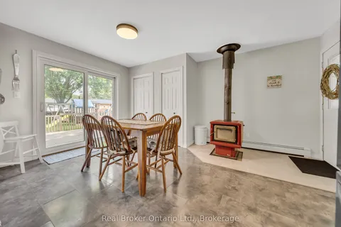 218 Cambridge Street, ON N0G 2N0