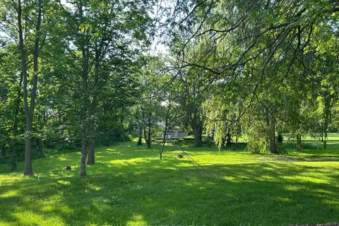 ES NIAGARA RIVER PKY ES Parkway, ON L0S 1J0