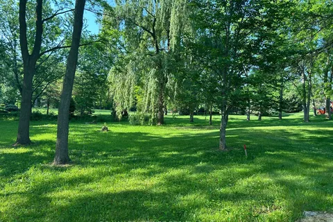 ES NIAGARA RIVER PKY ES Parkway, ON L0S 1J0