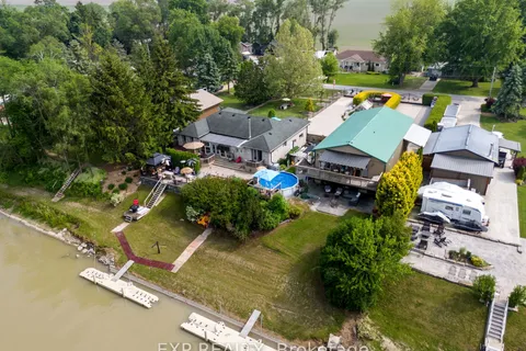 8458 Lazy Lane, ON N0M 2N0