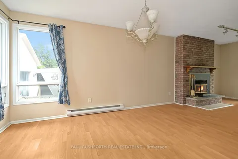 1293 St Jean Street, ON K1C 1N5