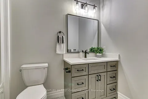 163 Elgin Avenue, ON N7A 1K7