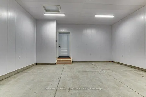 163 Elgin Avenue, ON N7A 1K7