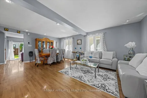 300 Sylvie Terrace, ON K1E 3M2