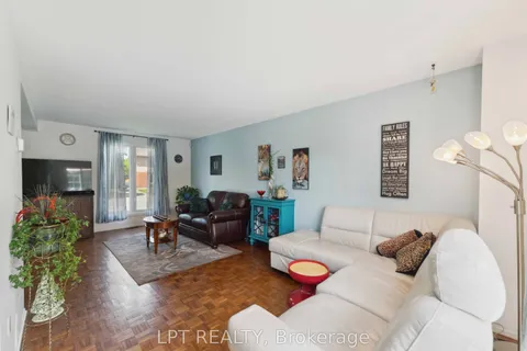 61 Fieldgate Drive, ON K2J 1V3