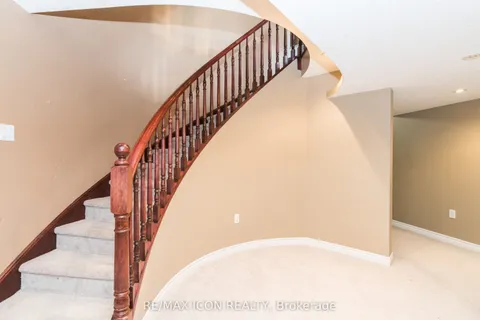 19 Redtail Court, ON N5R 6L6