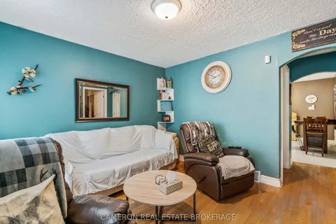 219 Seventh Street, ON K6H 2R5