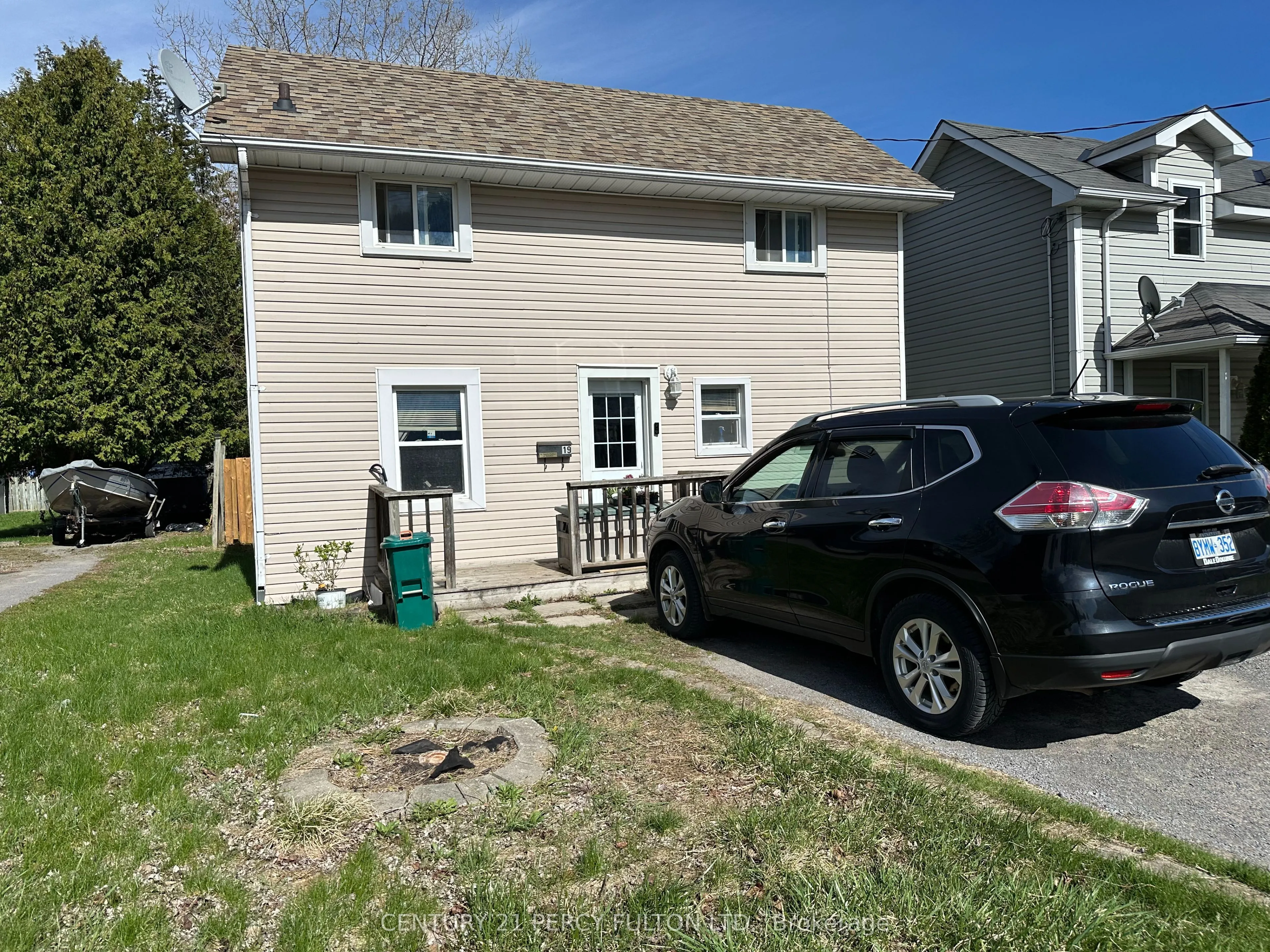 19 Pelham Street, ON K8V 5A8