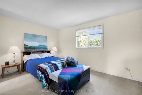 624 Holman Crescent, ON N1M 3M1