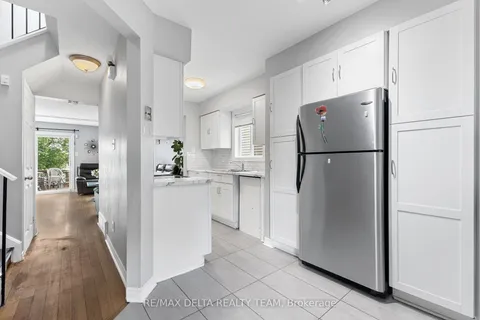 1401 Coulter Place, ON K1E 3H9