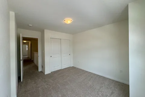 72 Samuel Avenue, ON L0S 1E1