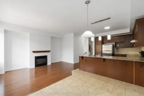 349 SWEETFLAG Street, ON K2J 5A3