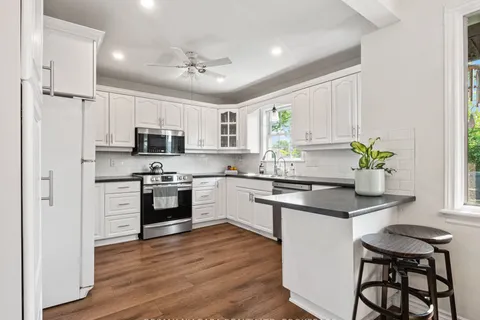 263 North Street, ON L2A 3R9