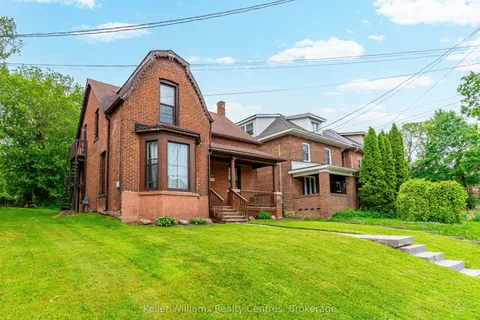 1379 3rd Avenue, ON N4K 2L8