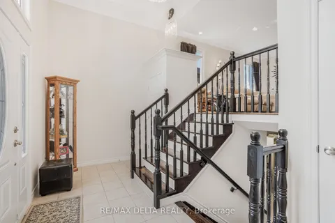 5 Lamoureux Street, ON K0C 2B0