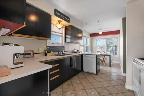 363 Waterloo Drive, ON K7M 8L2