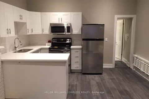 127 West Street, ON N3T 3G2