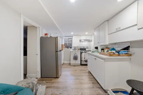 29 Gibson Avenue, ON L8L 6J4