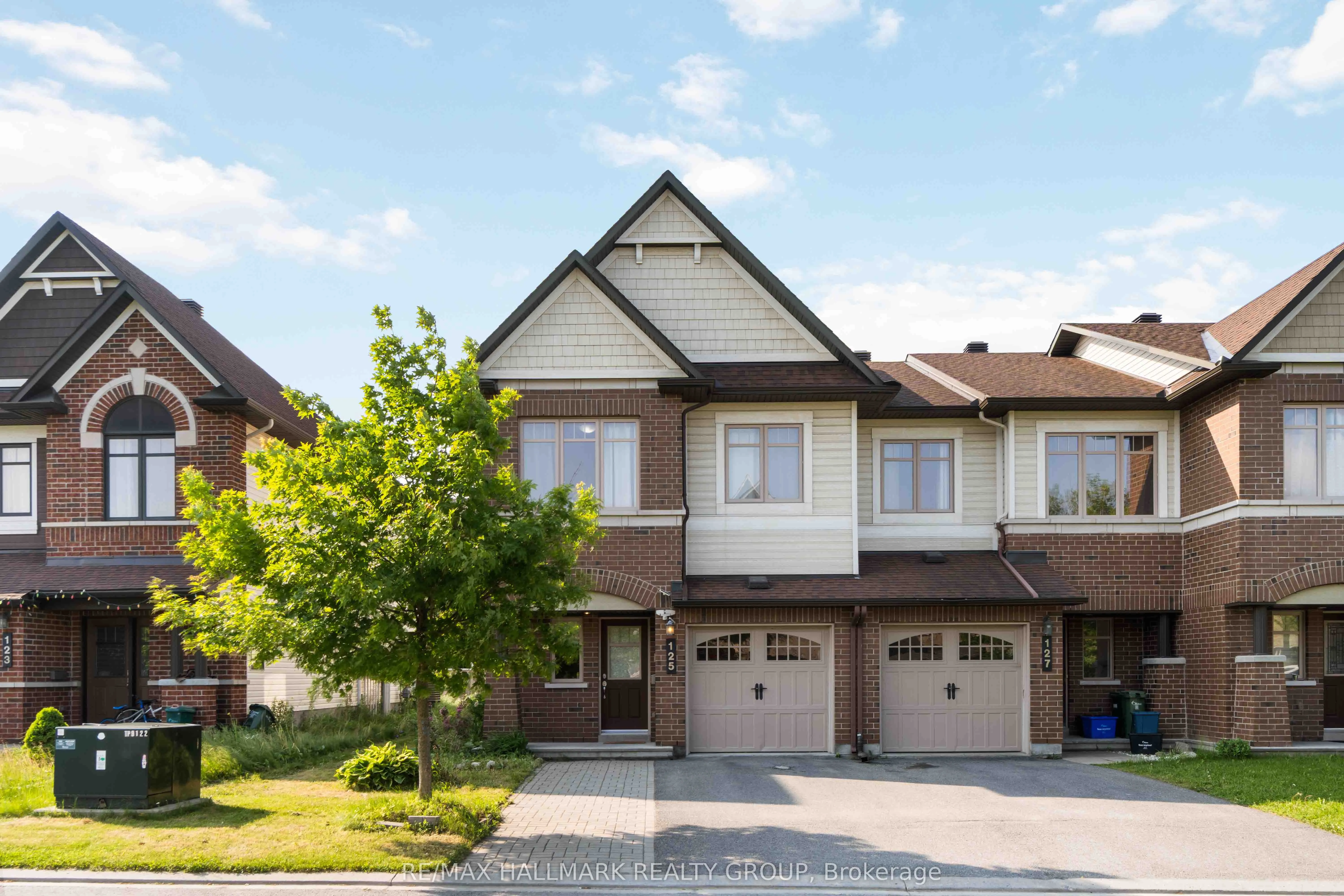 125 Mancini Way, ON K2J 5X3