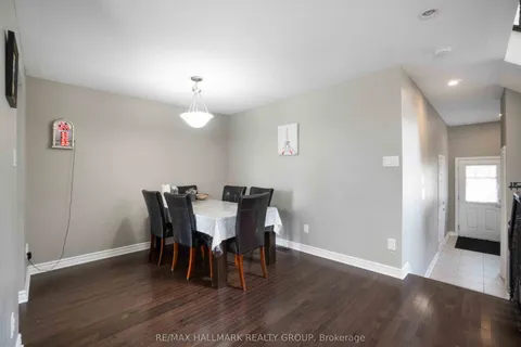 125 Mancini Way, ON K2J 5X3