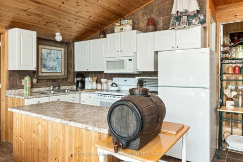 1601 Claude Brown Road, ON K0M 2K0