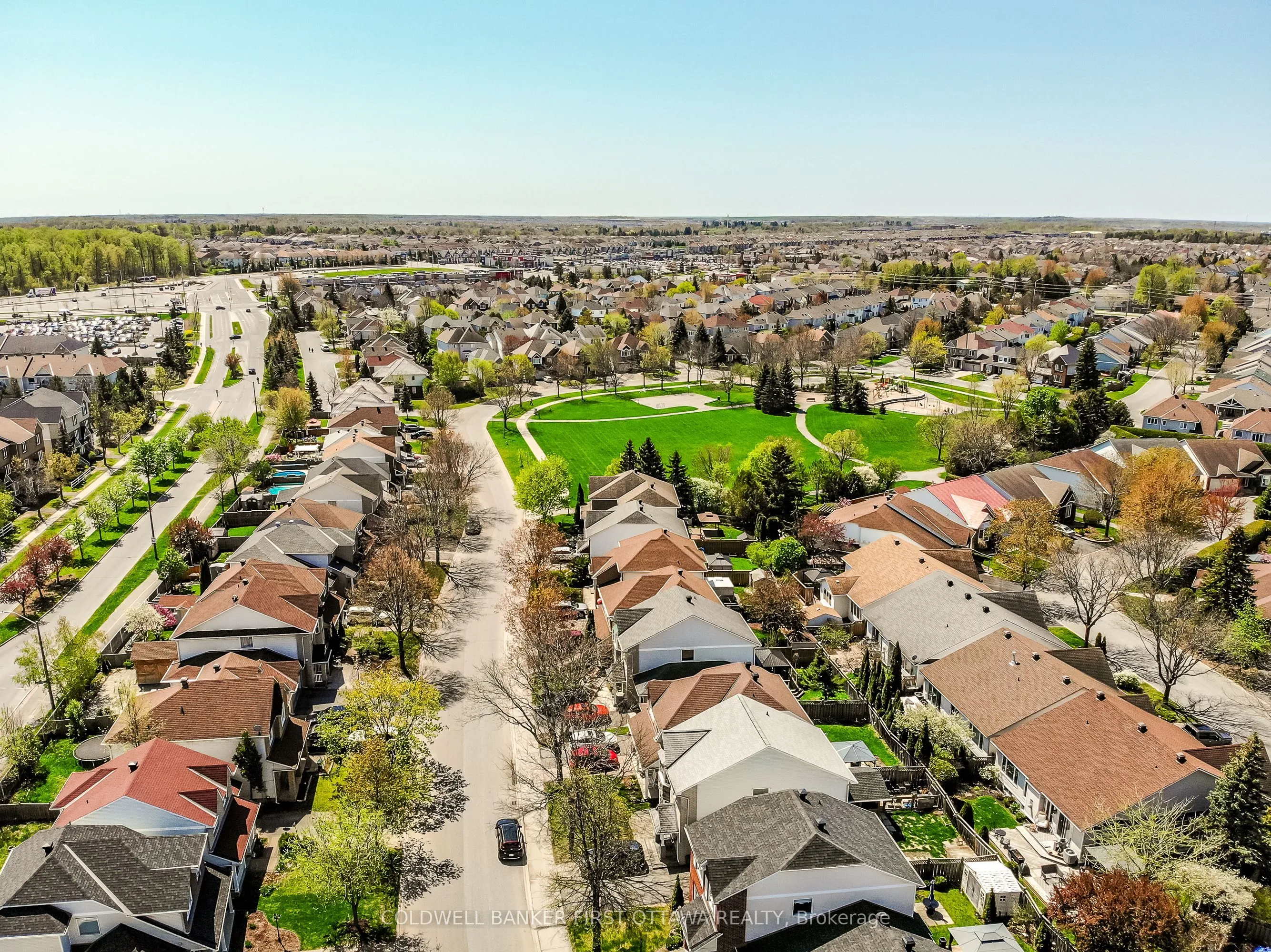 204 Windhurst Drive, ON K2G 6H9