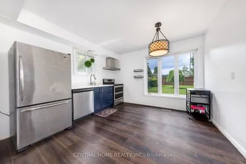 435 Stillmeadow Circle, ON N2L 5M1