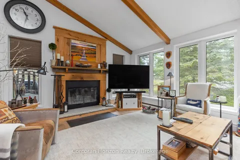 2517 HONEY HARBOUR Road, ON L0K 1S0