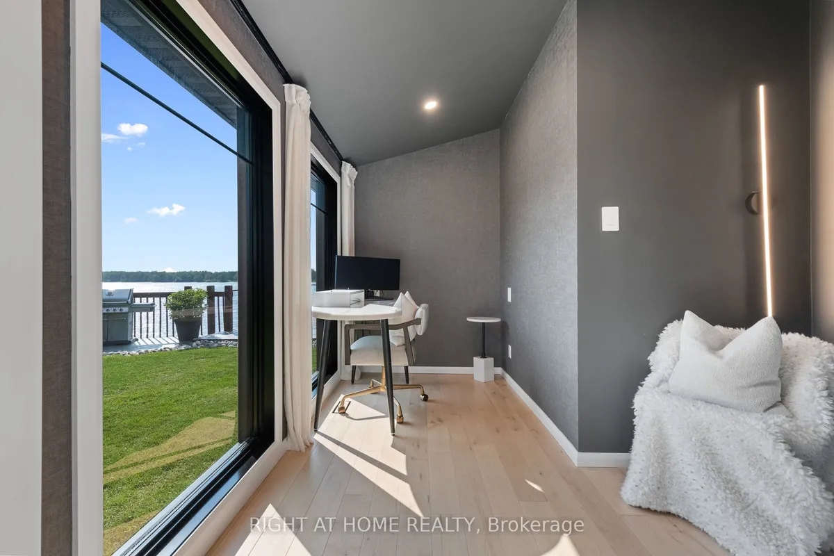 2120 Du Chateau Avenue, ON K4K 1J3