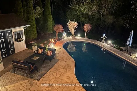 31 Glenridge Crescent, ON N6G 4W5