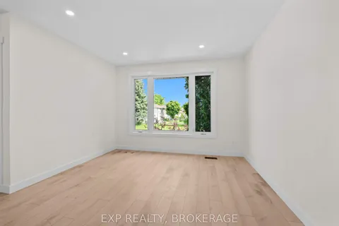 333 MELANIE Avenue, ON K7M 8B5
