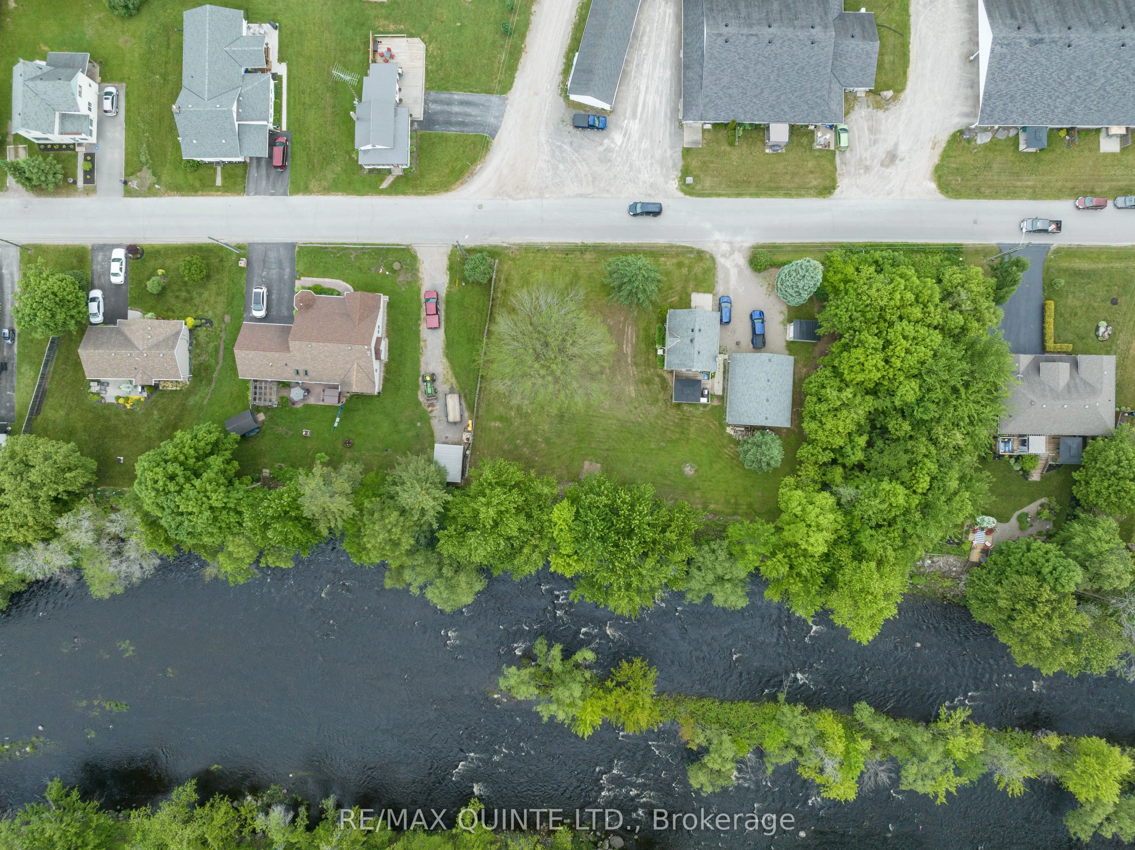 210 Alexander Street, ON K0K 3J0