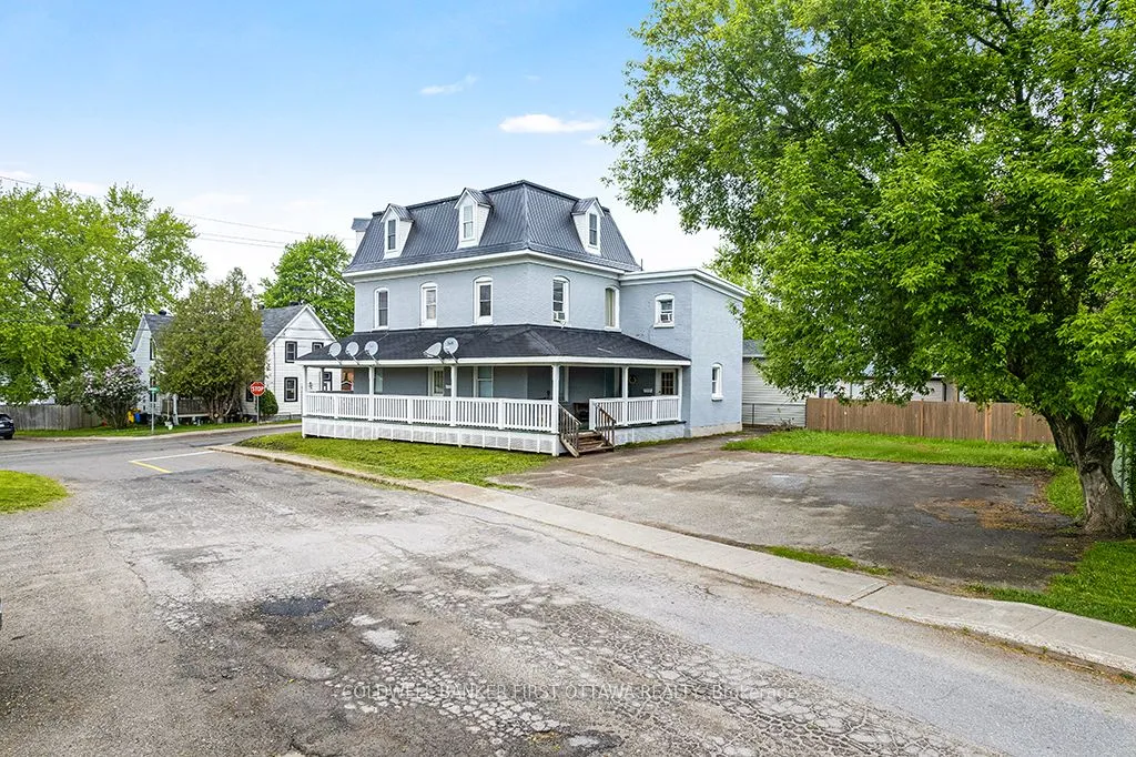 151 Chambers Street, ON K7A 2Z5