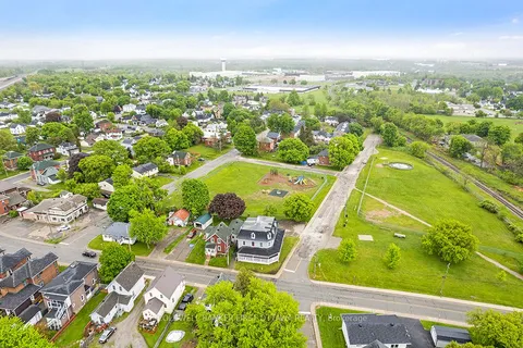 151 Chambers Street, ON K7A 2Z5