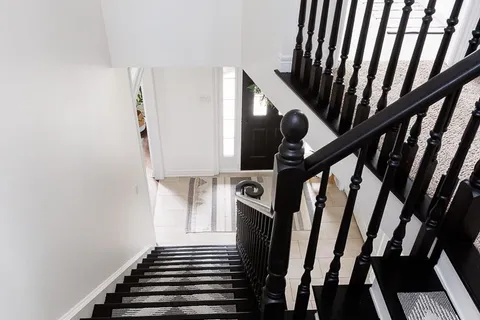 382 Plane Tree Drive, ON N6G 5J4