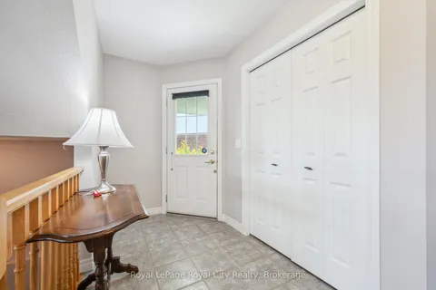105 Riverwalk Place, ON N0B 2K0