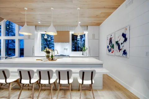 1331 SOUTH MONCK Drive, ON P1L 1W8